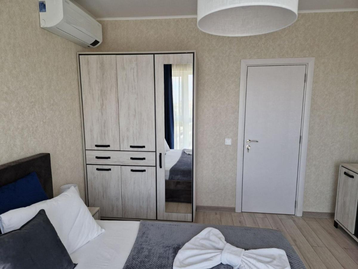 Papaya Apartments Varna Buitenkant foto